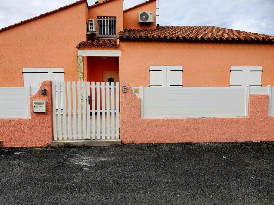 Villa H2O - Jacuzzi & Piscine Chauffee Le Barcarès Esterno foto
